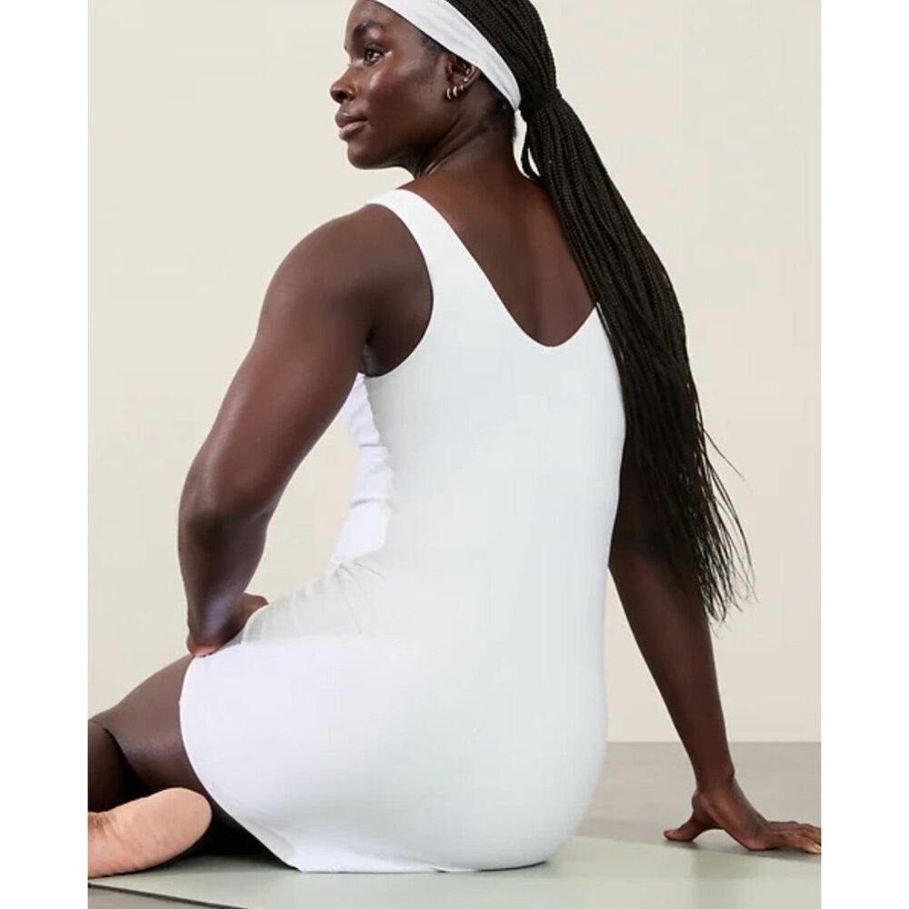 Athleta XS Transcend Dress Bright White X-Small Tennis Built in Bra and Shorts - Picture 3 of 7